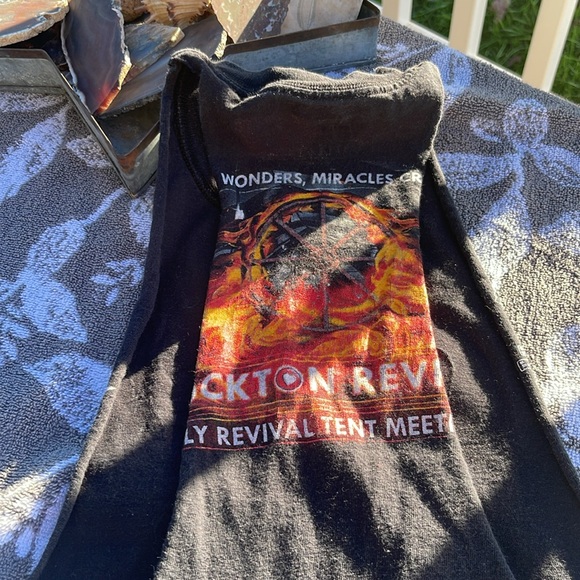 Men’s C/Port and company muscle t-shirt. Revival Driven print in front - Picture 4 of 6